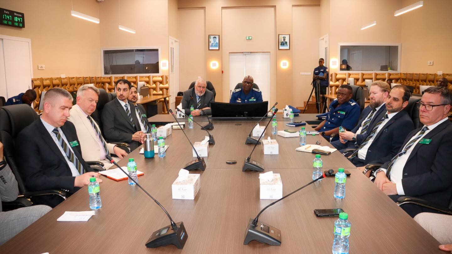 Visite du Collège Royal d’Etudes de Défense (RCDS) du Royaume-Uni à la Gendarmerie nationale - Image 2