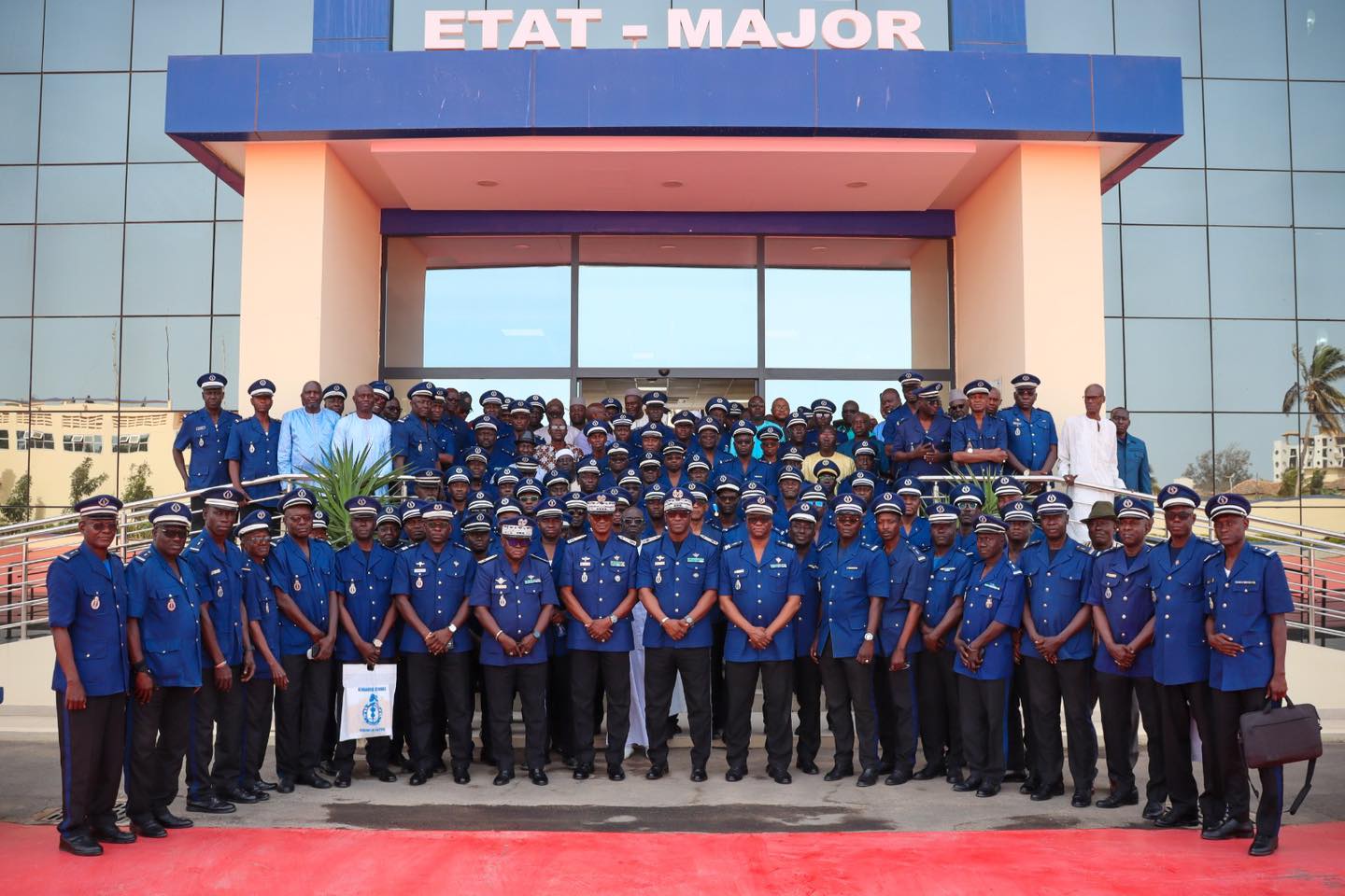 Gendarmerie nationale : Le haut commandement honore ses nouveaux retraités.