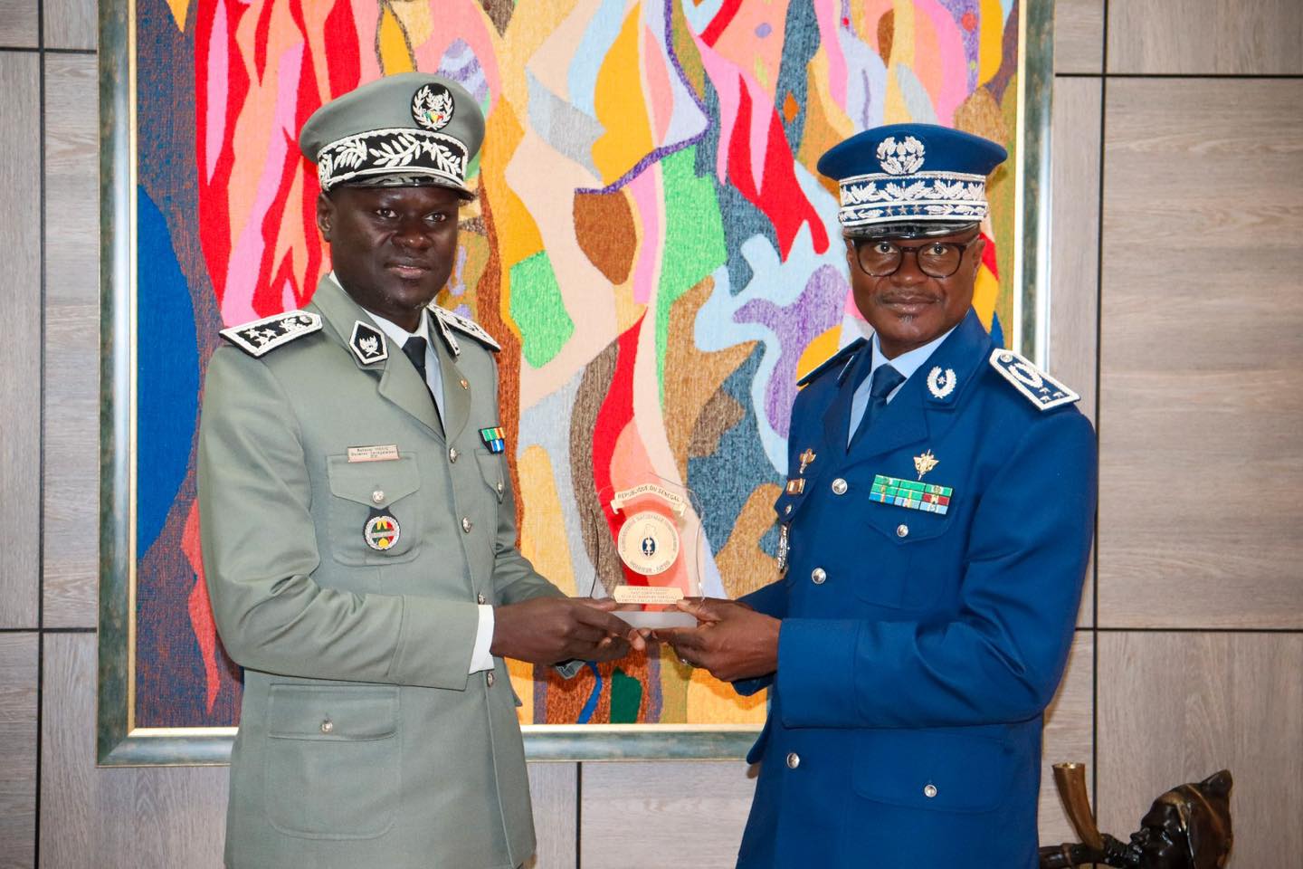 Visite du Directeur Général des Douanes à la Gendarmerie nationale. - Image 4