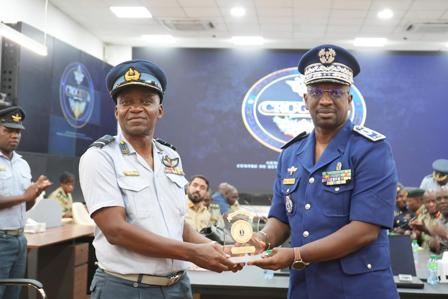 La Gendarmerie nationale reçoit une délégation de l’Université de Défense Nationale du Zimbabwe