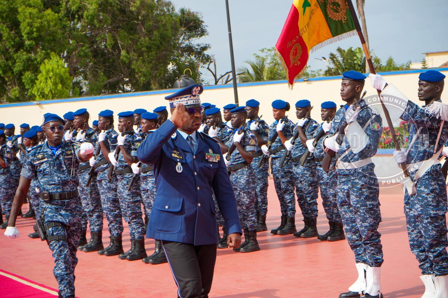 Gendarmerie nationale : les contingents SENFPU 1-18 et 2-18  MONUSCO reçoivent le drapeau national - Image 1