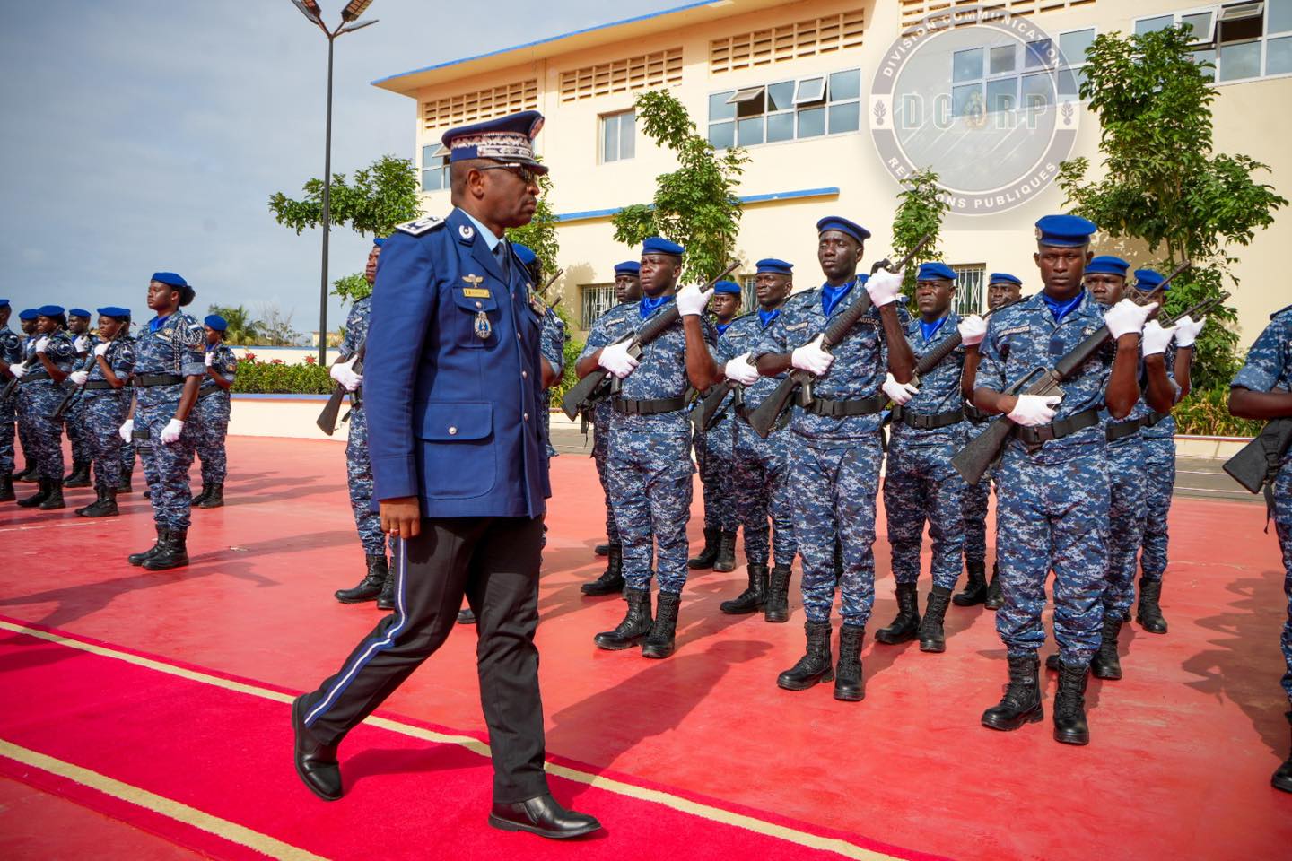 Gendarmerie nationale : les contingents SENFPU 1-18 et 2-18  MONUSCO reçoivent le drapeau national - Image 5