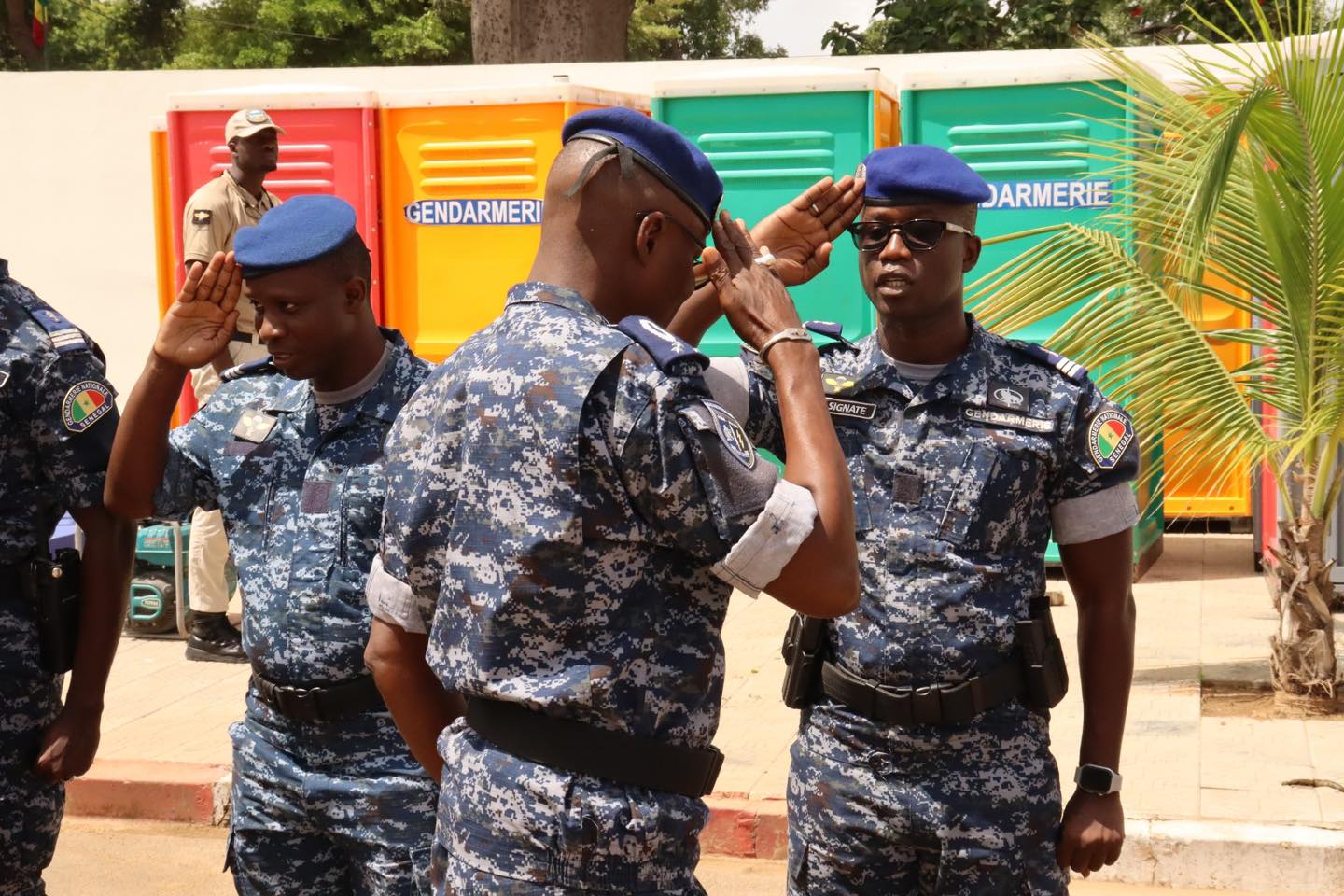 Gamou de Tivaouane 2025: le Général de division Martin FAYE  inspecte le dispositif sécuritaire de la Gendarmerie. - Image 4