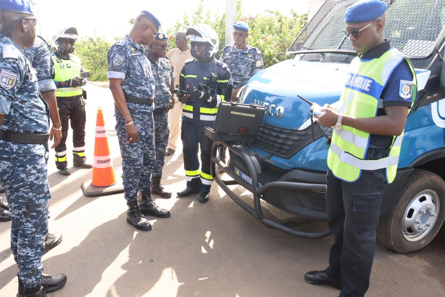 Gamou de Tivaouane 2025: le Général de division Martin FAYE  inspecte le dispositif sécuritaire de la Gendarmerie. - Image 6