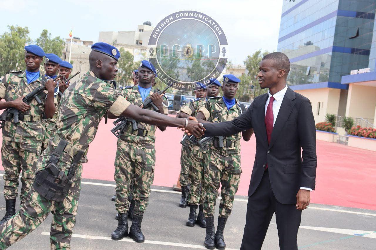 Gendarmerie nationale : visite de prise de contact du Ministre de l’Intérieur et de la Sécurité publique. - Image 3
