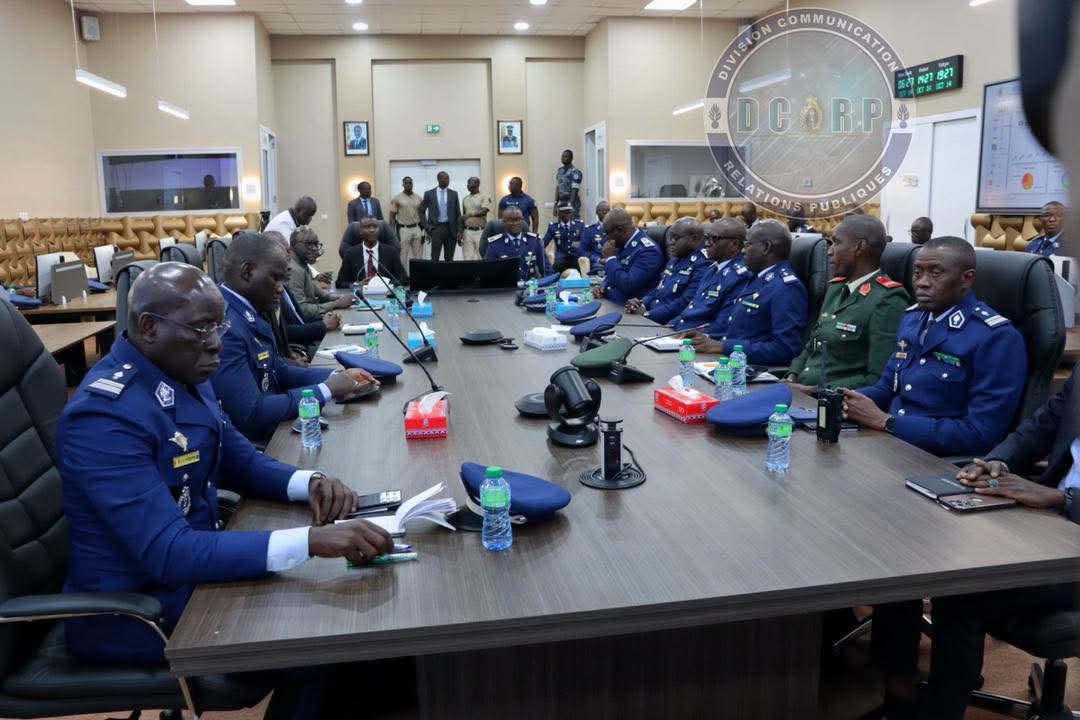 Gendarmerie nationale : visite de prise de contact du Ministre de l’Intérieur et de la Sécurité publique. - Image 4