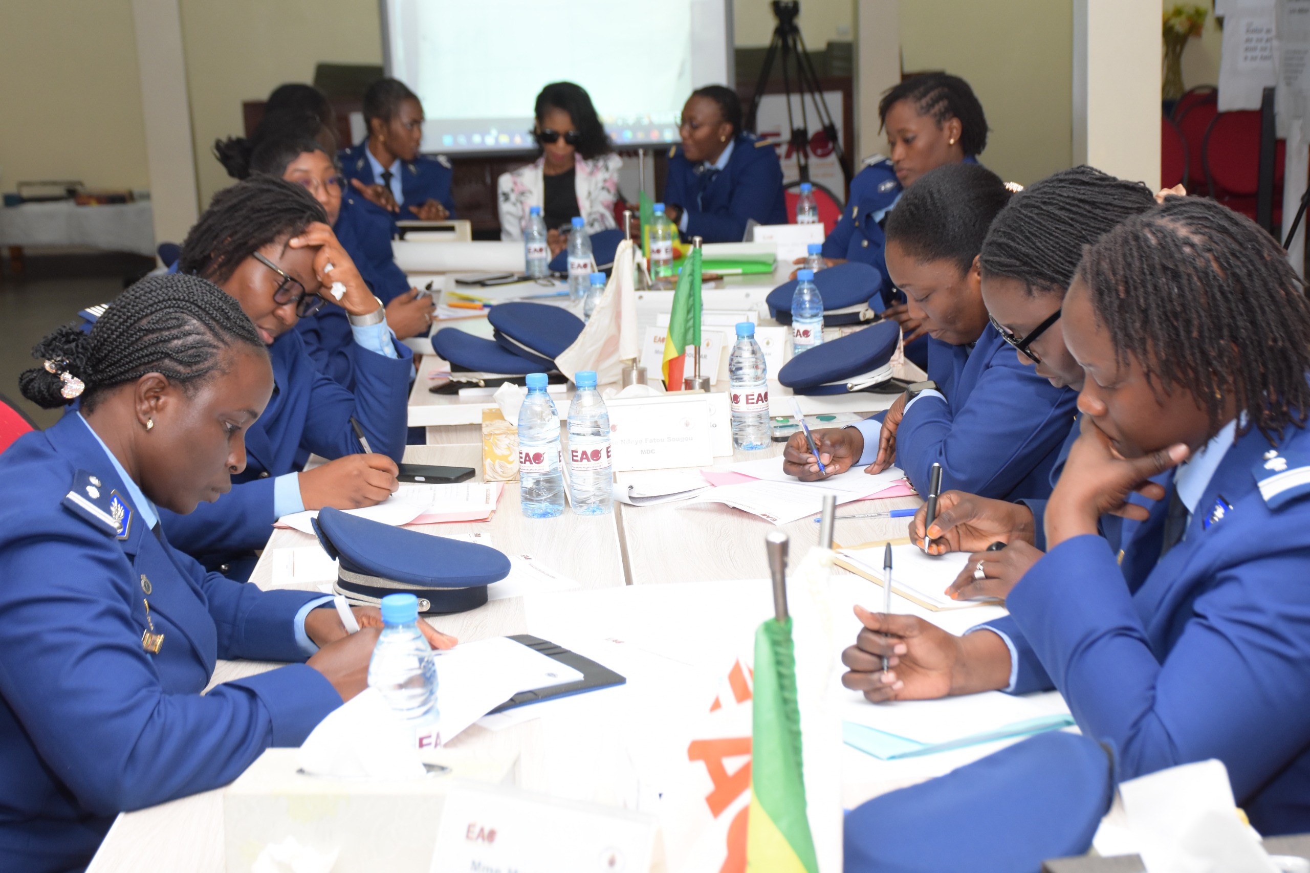 Renforcement de Capacité : des cadres féminins de la Gendarmerie dans la communication stratégique et le leadership - Image 8