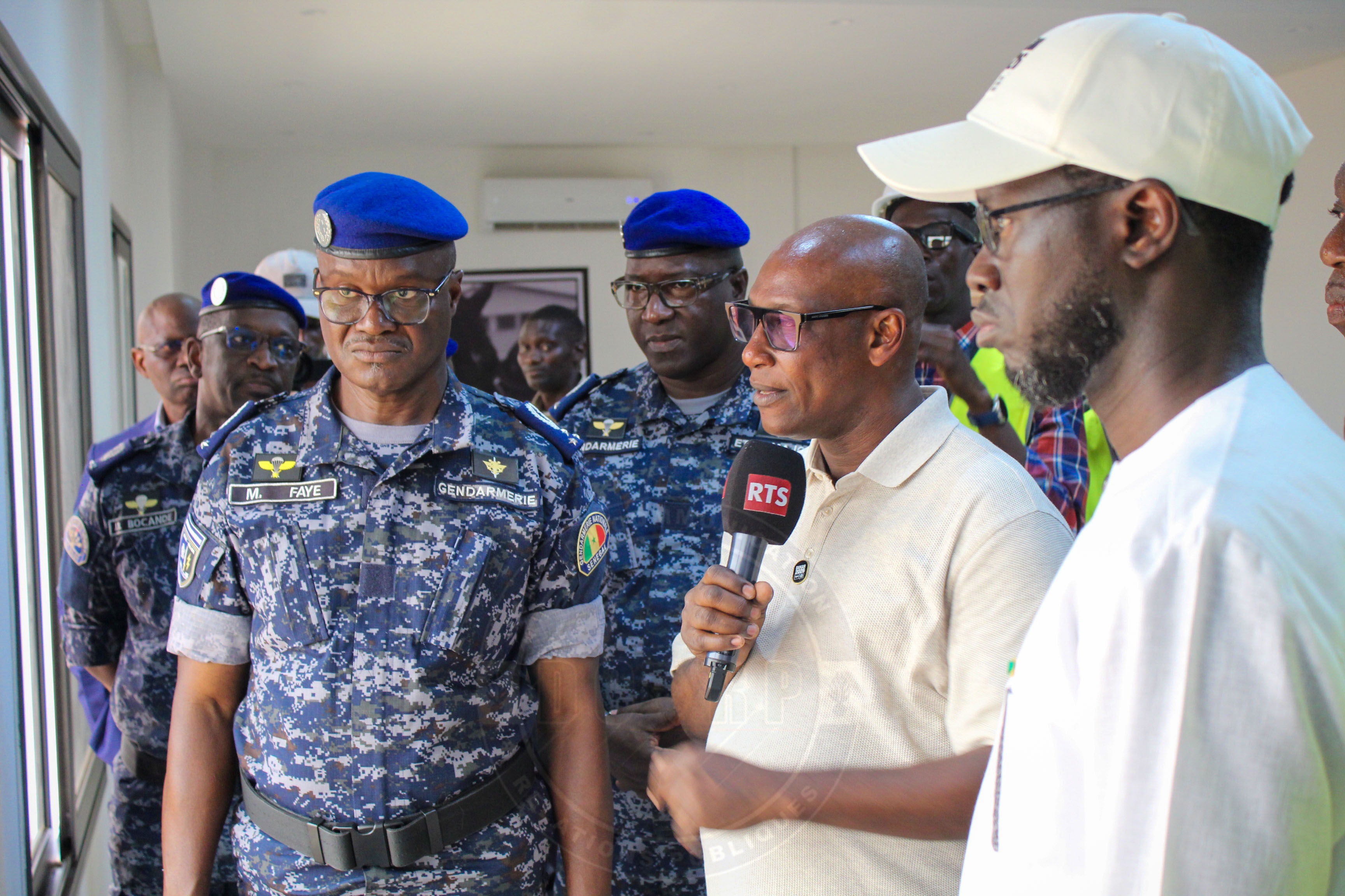 Cérémonie de réception du centre équestre de la Gendarmerie nationale.