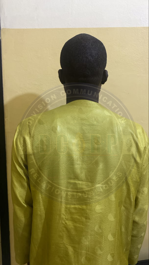 ‎Vol chez Mme Eva TRA :  un suspect interpellé à kaolack pour escroquerie, usurpation de fonction et vol de bijoux d'une valeur de douze millions (12 000 000) de francs CFA.